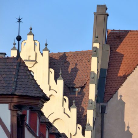 Albrecht-Dürer-Str. 1